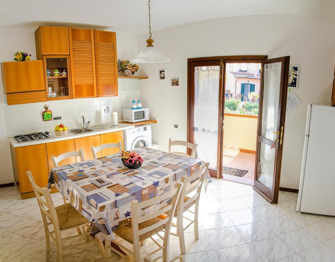 La Casina Apartment Porto Azzurro