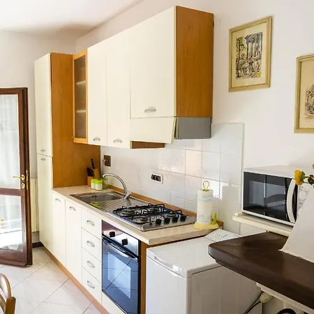 Appartamenti La Casina Porto Azzurro Exterior photo