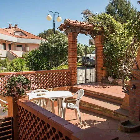 Appartamenti La Casina Porto Azzurro Exterior photo
