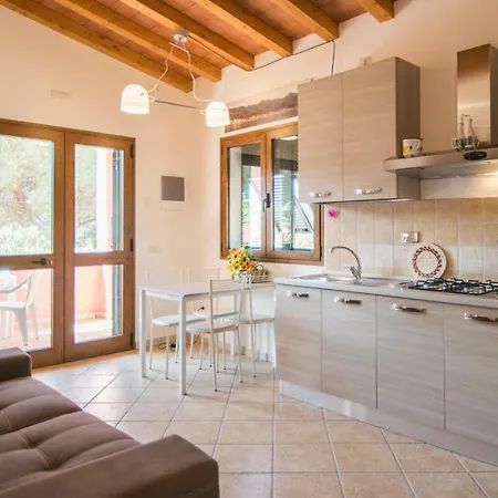 Appartamenti La Casina Porto Azzurro Exterior photo