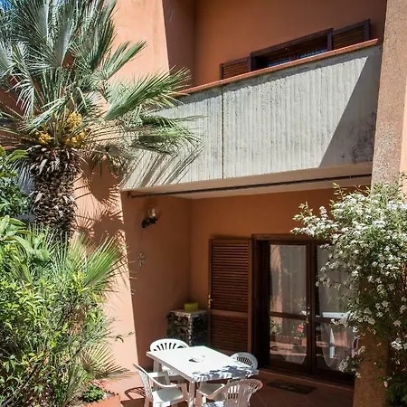 Appartamenti La Casina Porto Azzurro Exterior photo